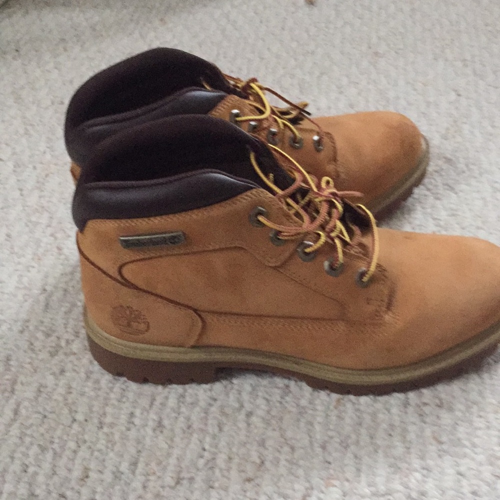 Timberlands - Picture 3 of 5